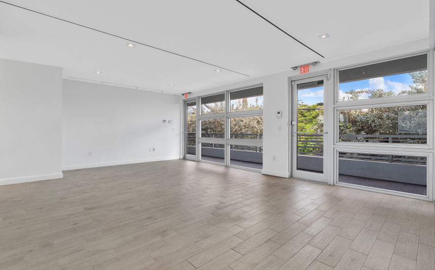 278 NW 37th St, Miami, FL 33127, ,Office,For Lease,NW 37th St ,1404