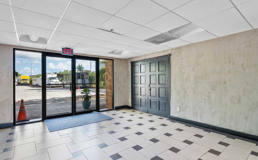 4000-4010 NW 36th Ave, Miami, FL 33142, ,Office,For Lease,NW 36th Ave,1305