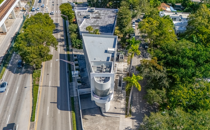 2424 S Dixie Hwy, Miami, FL 33133, ,Office,For Sale,S Dixie Hwy ,1326