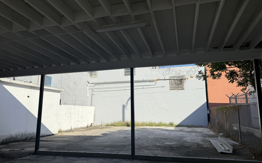 995 NW 21st Terr, Miami, FL 33127, ,Retail/Office,For Lease,NW 21st Terr ,1336