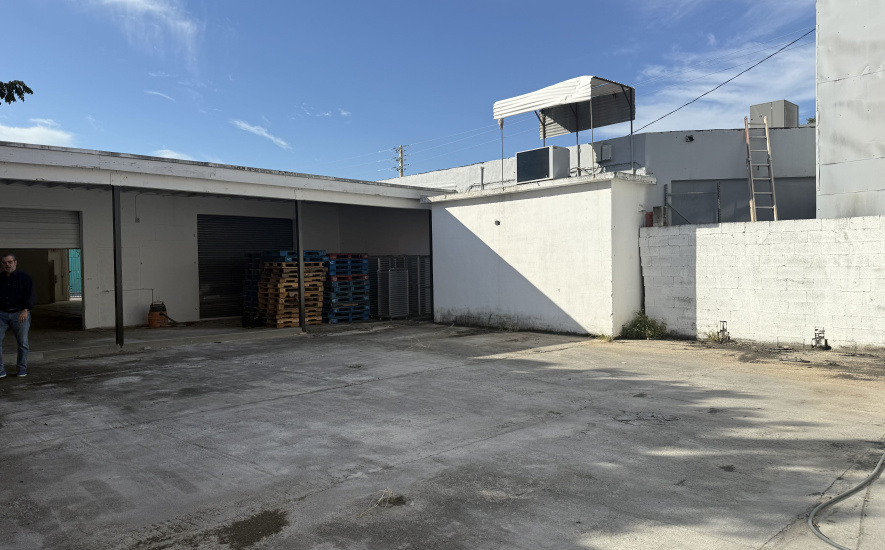 995 NW 21st Terr, Miami, FL 33127, ,Retail/Office,For Lease,NW 21st Terr ,1336