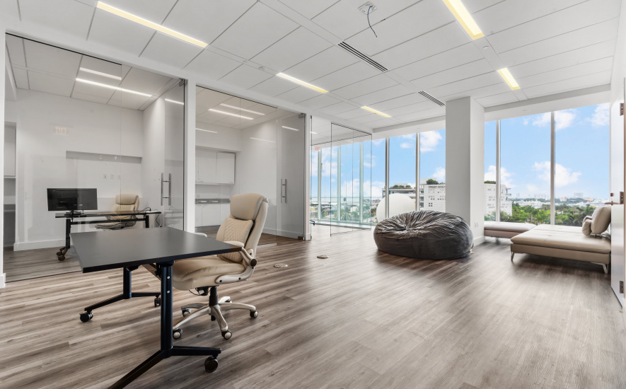 1040 Biscayne Blvd - P4, Miami, FL 33137, ,Office,For Lease,Biscayne Blvd - P4,1343