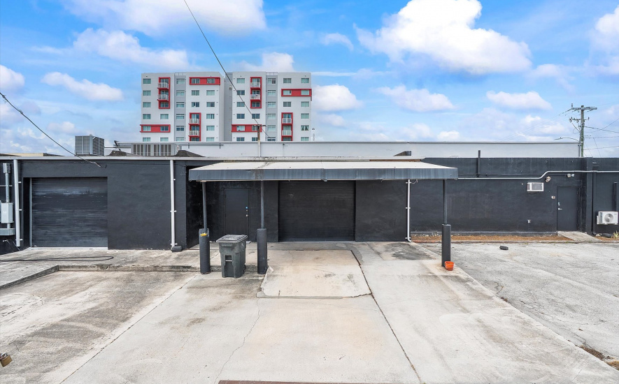 1500 NW 36th St, Miami, FL 33142, ,Retail/Office,For Lease,NW 36th St ,1354