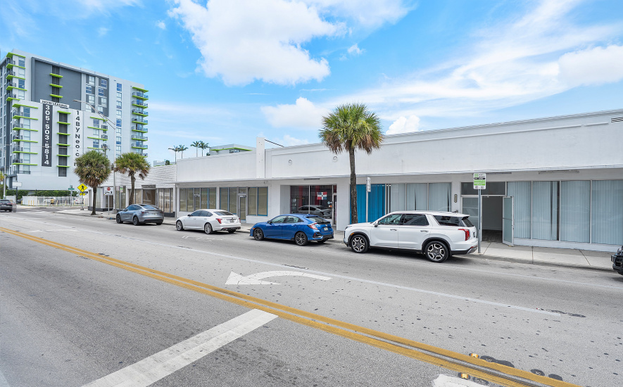 1524 NW 36th St, Miami, FL 33142, ,Retail/Office,For Lease,NW 36th St ,1355