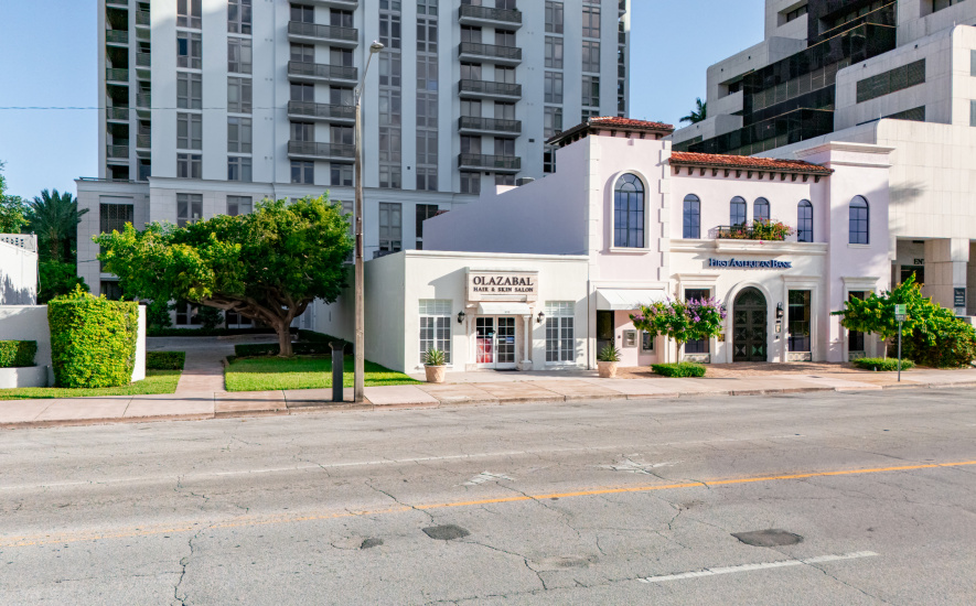 520 Biltmore Way, Coral Gables, FL 33134, ,Retail,For Lease,Biltmore Way ,1359