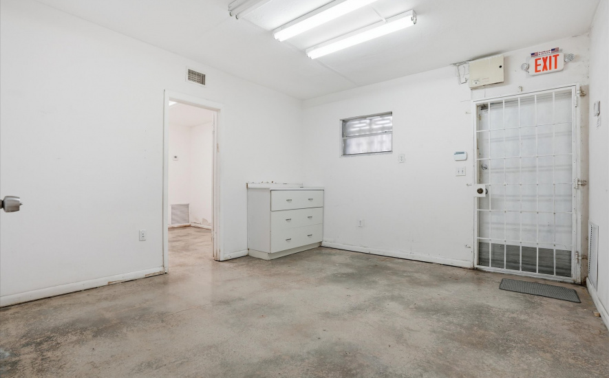 274 NE 67th St Miami, Miami commercial real estate, Miami commercial property for sale, Miami investment property, urban core Miami real estate, income producing property Miami, Miami commercial listing