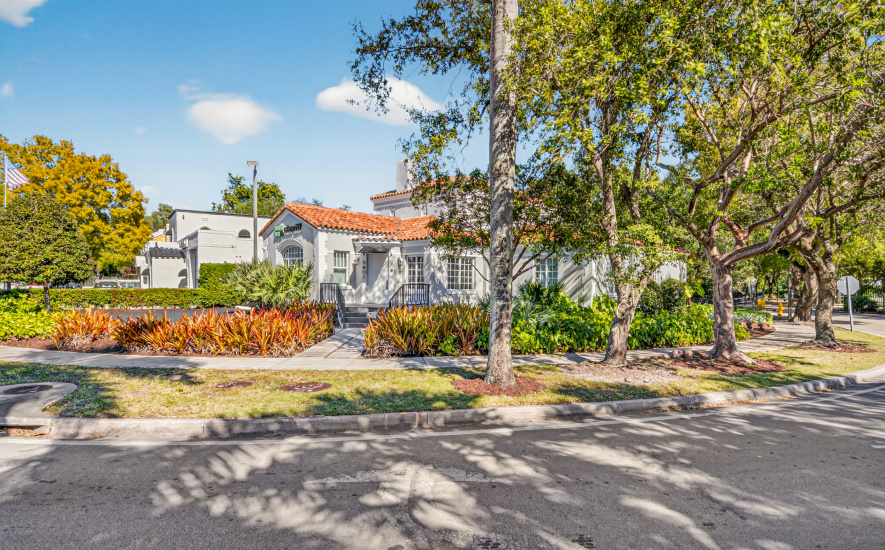 5801 Biscayne Blvd, Miami, FL 33137, ,Office,For Lease,Biscayne Blvd,1379