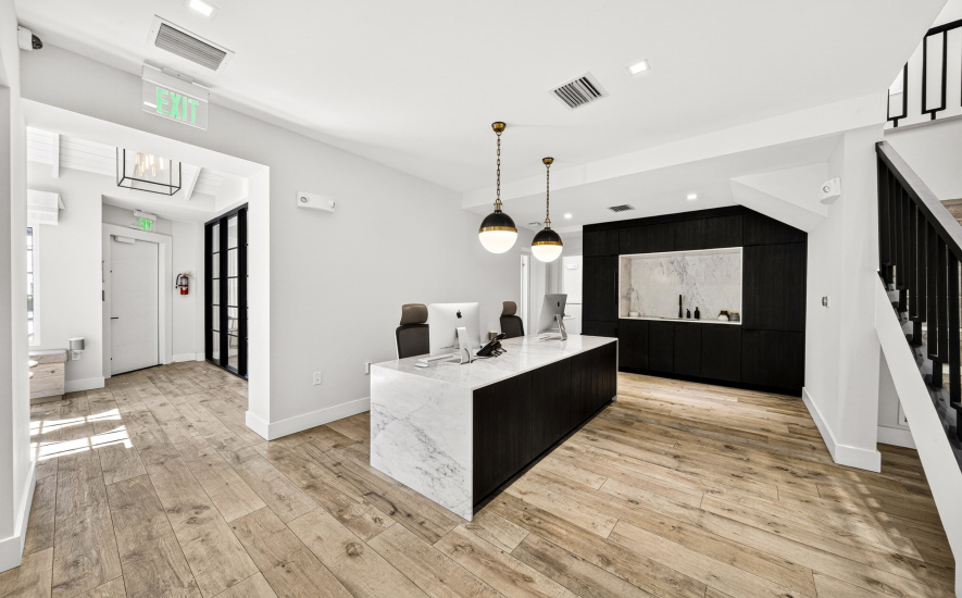 5801 Biscayne Blvd, Miami, FL 33137, ,Office,For Lease,Biscayne Blvd,1379