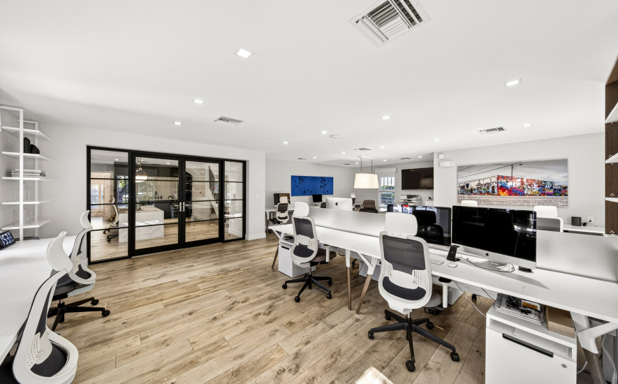 5801 Biscayne Blvd, Miami, FL 33137, ,Office,For Lease,Biscayne Blvd,1379