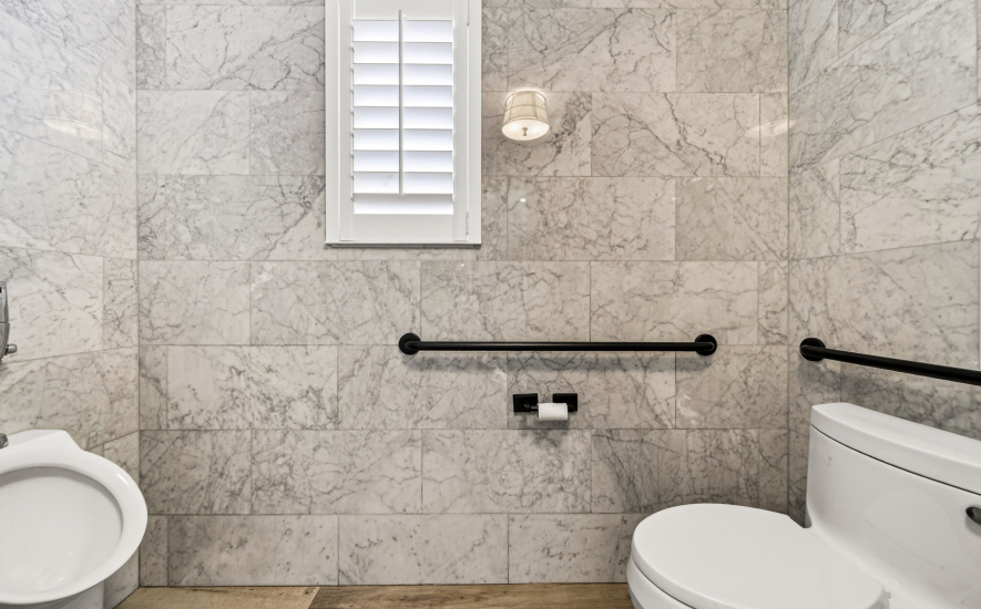 5801 Biscayne Blvd, Miami, FL 33137, ,Office,For Lease,Biscayne Blvd,1379