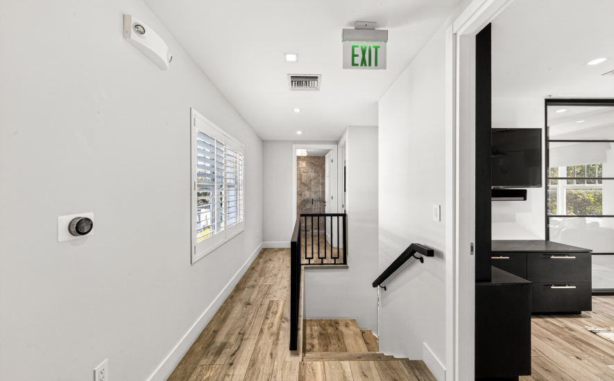 5801 Biscayne Blvd, Miami, FL 33137, ,Office,For Lease,Biscayne Blvd,1379