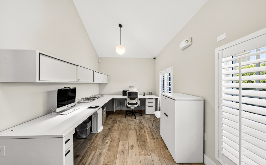 5801 Biscayne Blvd, Miami, FL 33137, ,Office,For Lease,Biscayne Blvd,1379