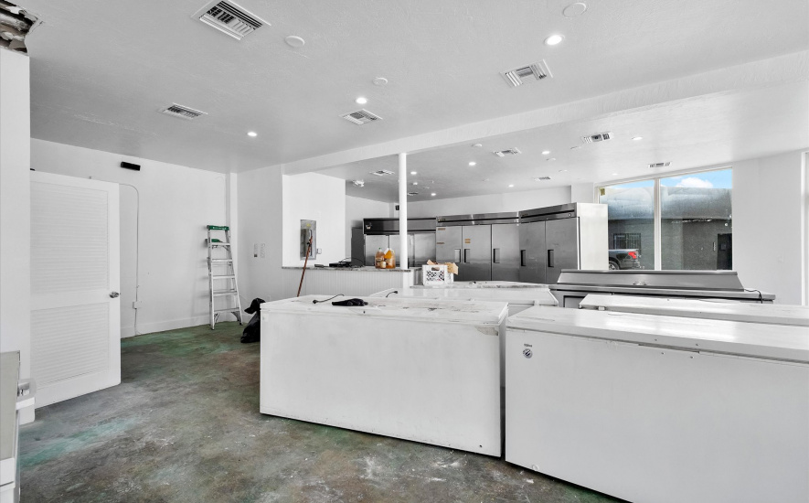 2829 NW 13th Ave, Miami, FL 33142, ,Retail,For Sale,NW 13th Ave ,1385