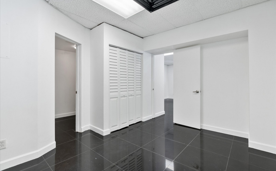 1500 NW 36th St, Miami, FL 33142, ,Retail/Office,For Lease,NW 36th St ,1396