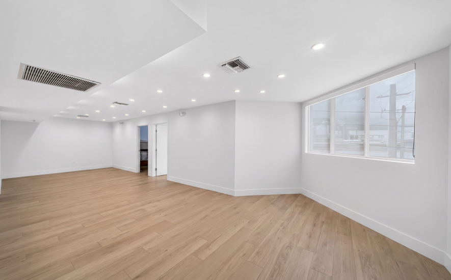 6700 NE 2nd Ct, Miami, FL 33138, ,Flex,For Lease,NE 2nd Ct,1402